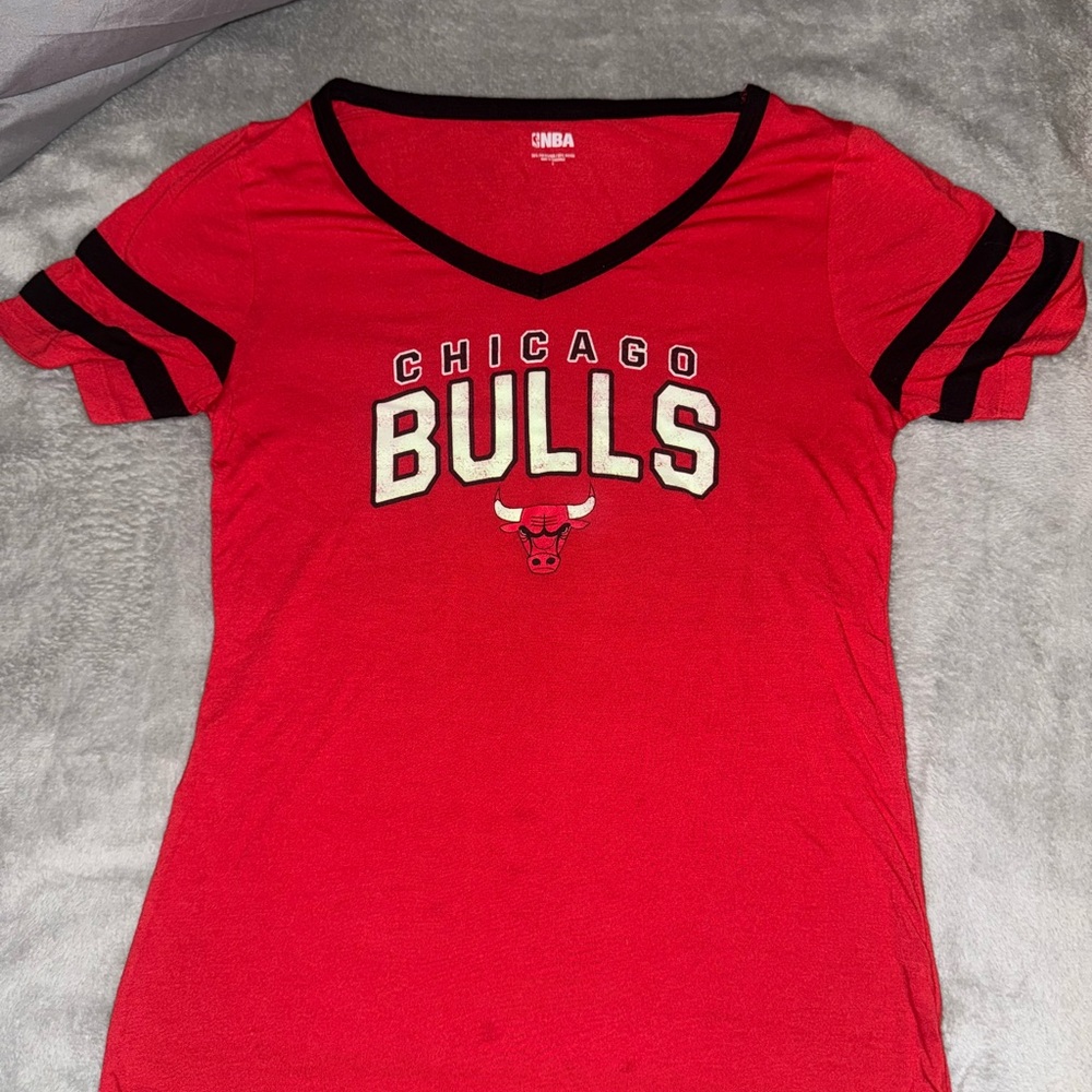 NBA Chicago Bulls V-Neck T-Shirt